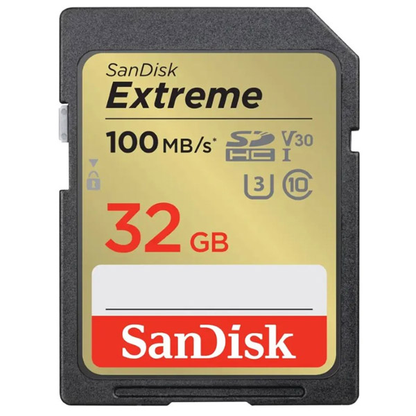 SanDisk Extreme 32GB SD card